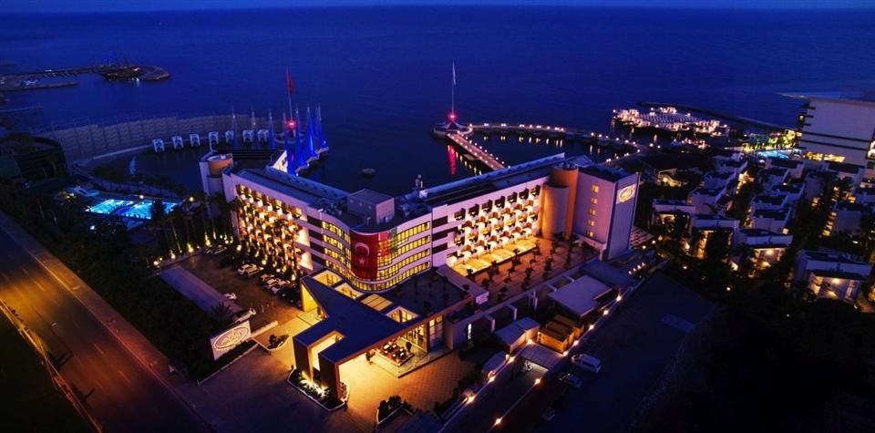 Adin Beach Hotel