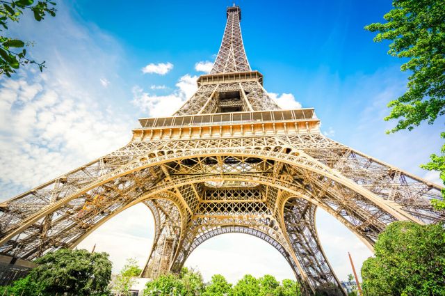 Comfort Benelux & Paris & Almanya Turu Pegasus Hava Yolları ile 7 Gece Ekstra Turlar Dahil AMS-ORY 2027