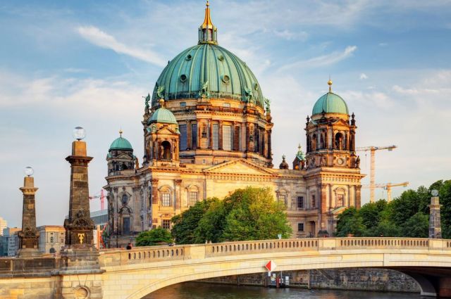 Grand Berlin & Prag & Nurnberg Turu Thy Ile
