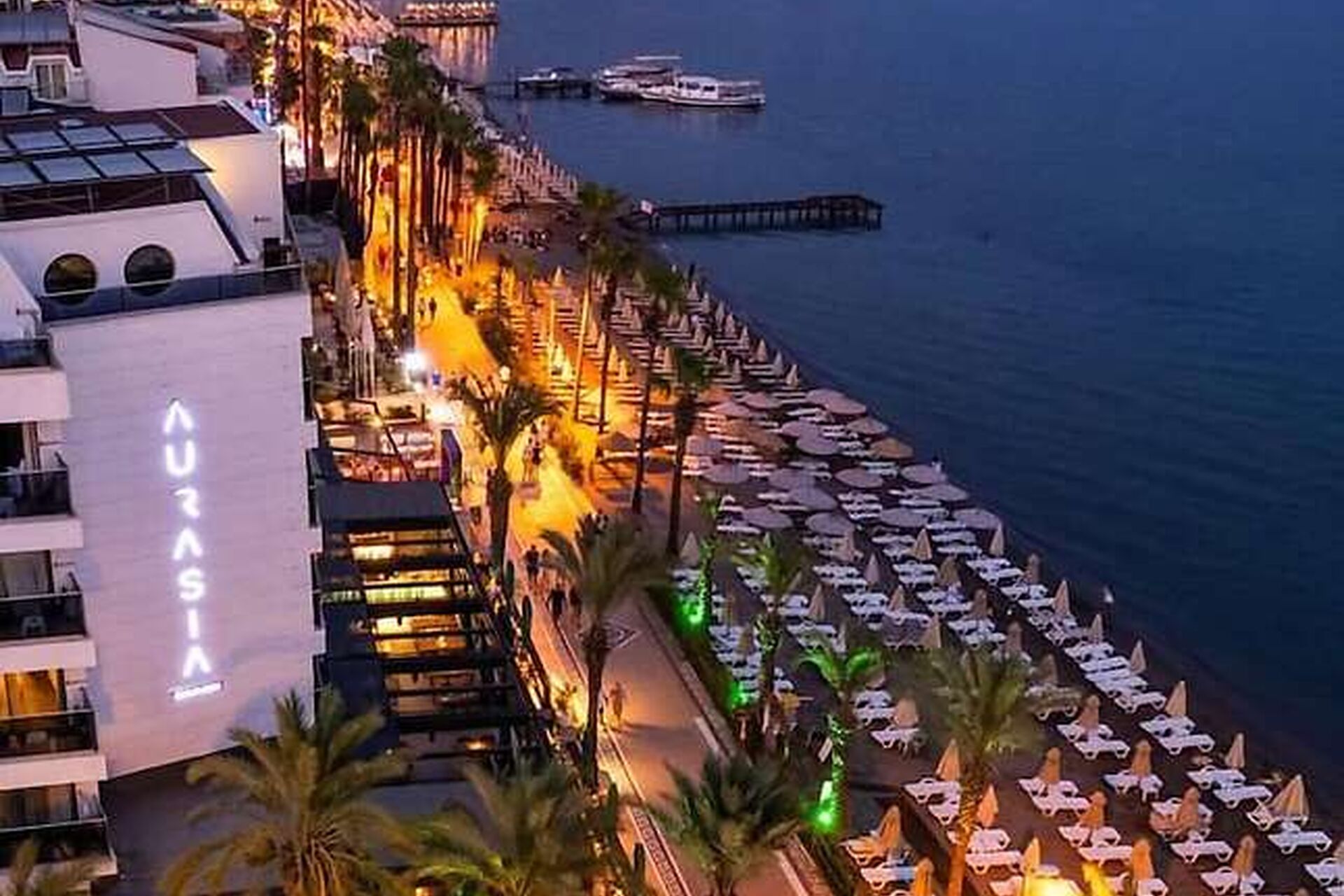 Aurasia Beach Hotel