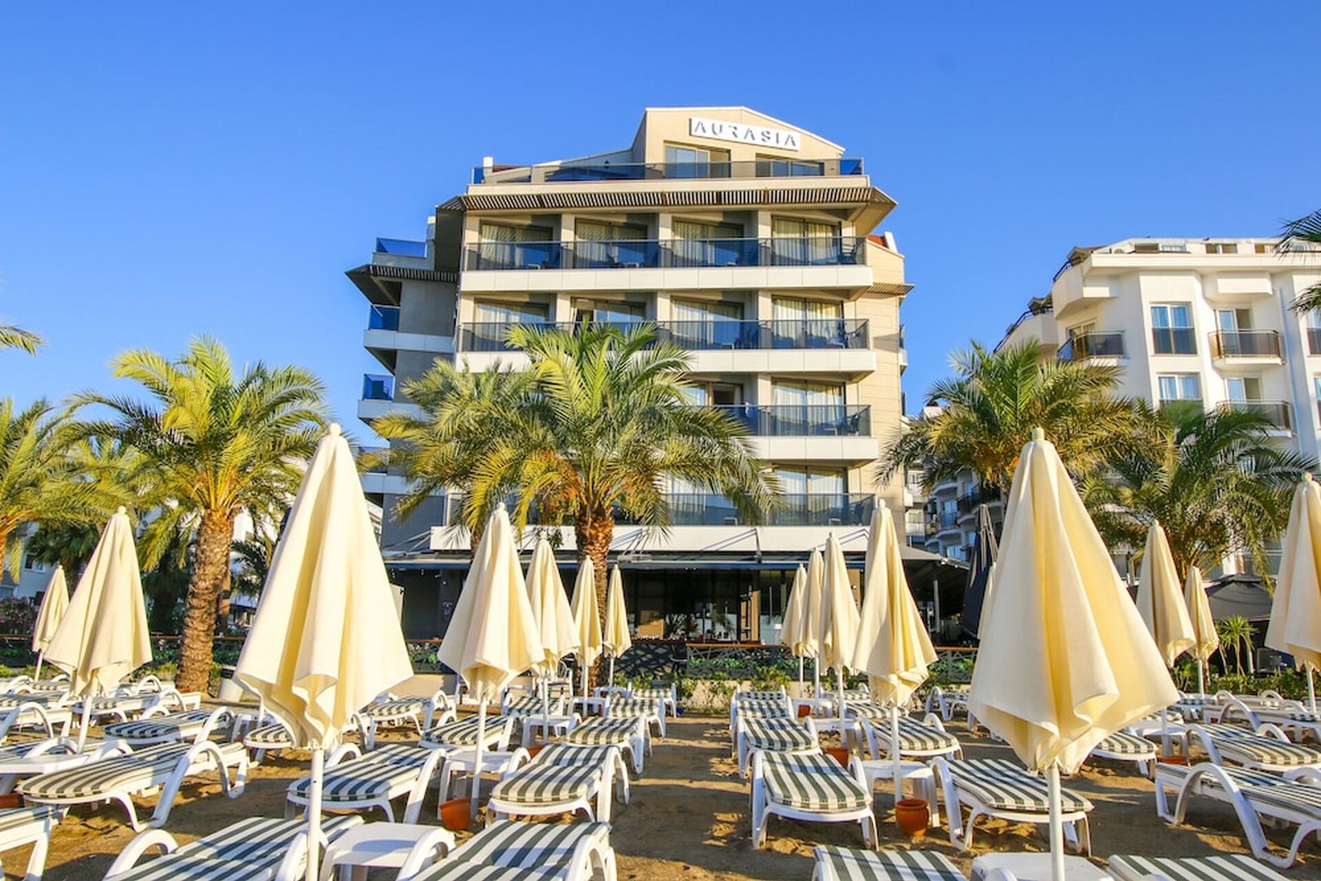 Aurasia Beach Hotel